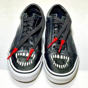 💥 Rare Vans Old Skool | Leather Embroidered “Fangs” Edition | Unisex Sne…